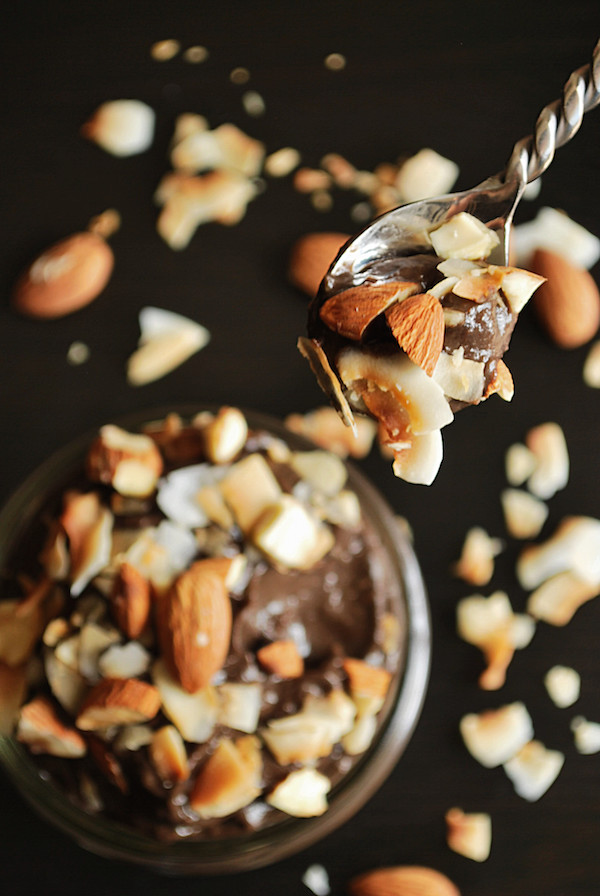 Almond Joy Chocolate Pudding || fooduzzi.com recipes