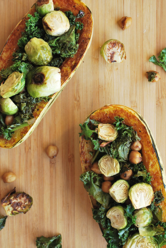 Kale-Stuffed Delicata Squash - Fooduzzi